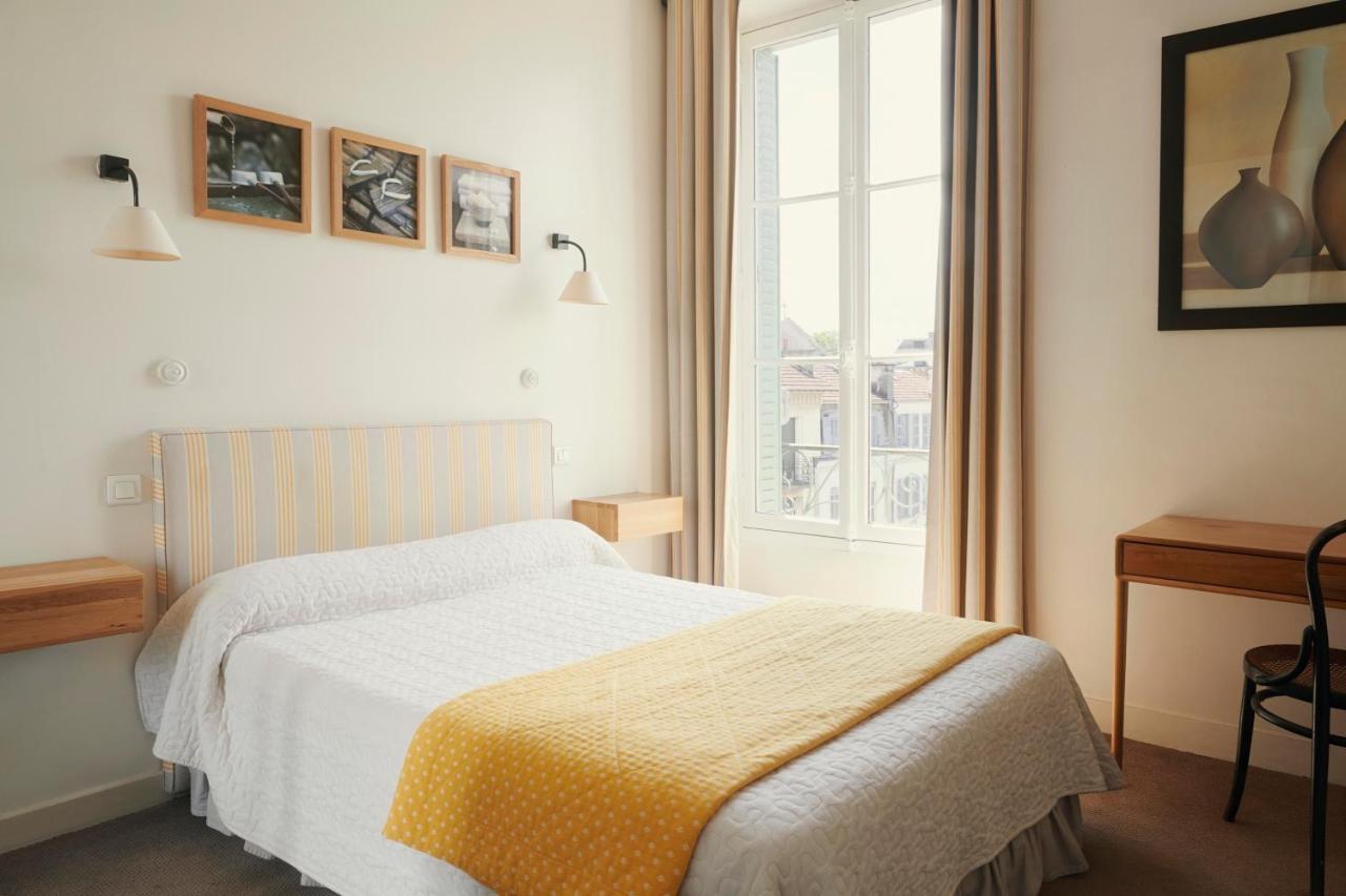 Hotel Bristol Pau Eksteriør billede